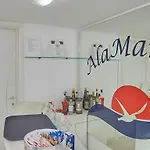 Ξενοδοχείο με διαμερίσματα Ala Marina