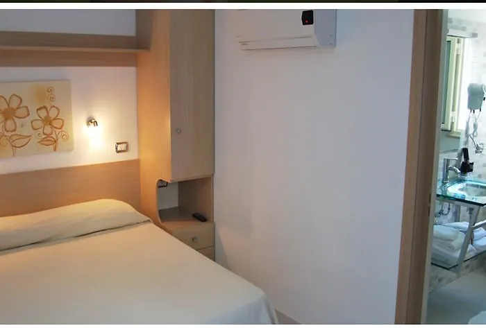 Apartmanhotel Ala Marina 4*